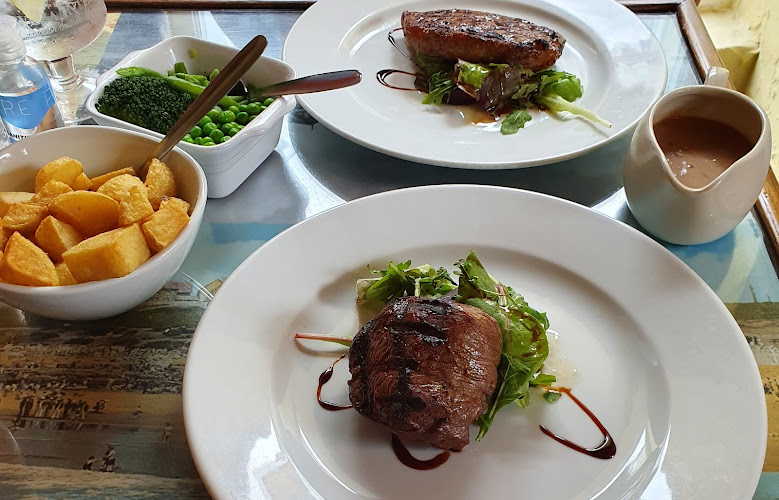 Isabella's — Porthcawl