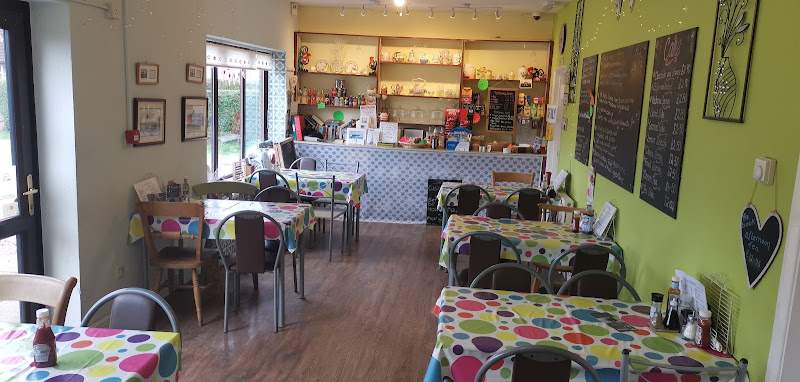 Janey's Village Cafe