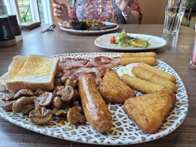 Jenny's Bistro Café