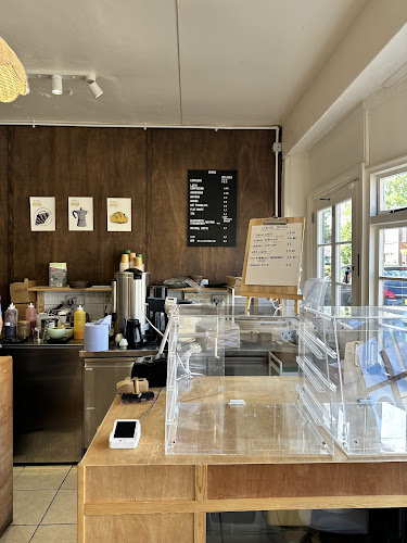Kanto Cafe & Bakery