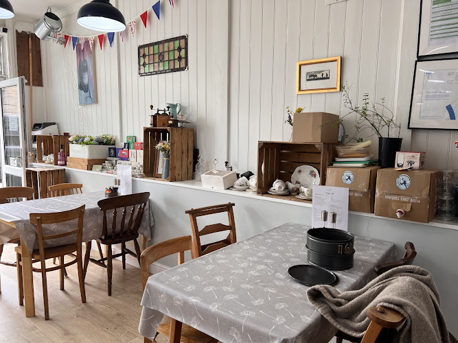 Kington Cafe — Chippenham