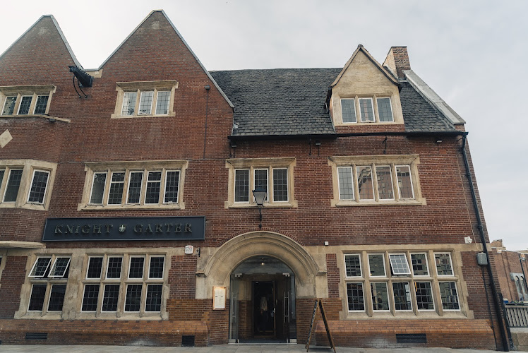 Knight & Garter — Leicester