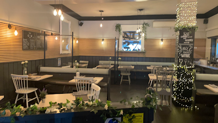 La Le Turkish Mediterranean restaurant