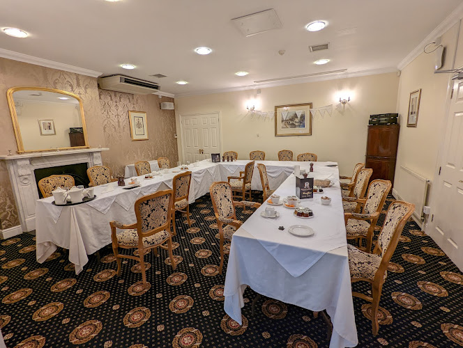Lakes Restaurant