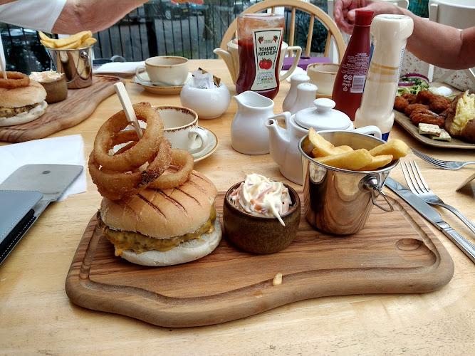 Lakeside Cafe and Catering — Llandrindod Wells