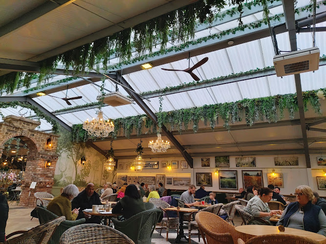 Lakeside Cafe — Lincoln