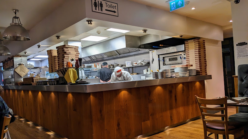 Laviano's Italian Restaurant