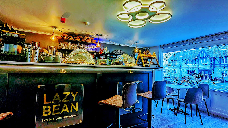 Lazy Bean — Hull