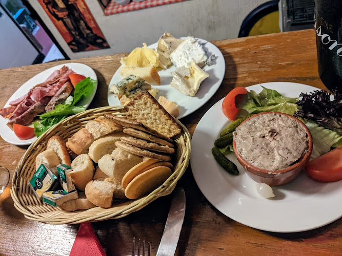 Le Beaujolais — London