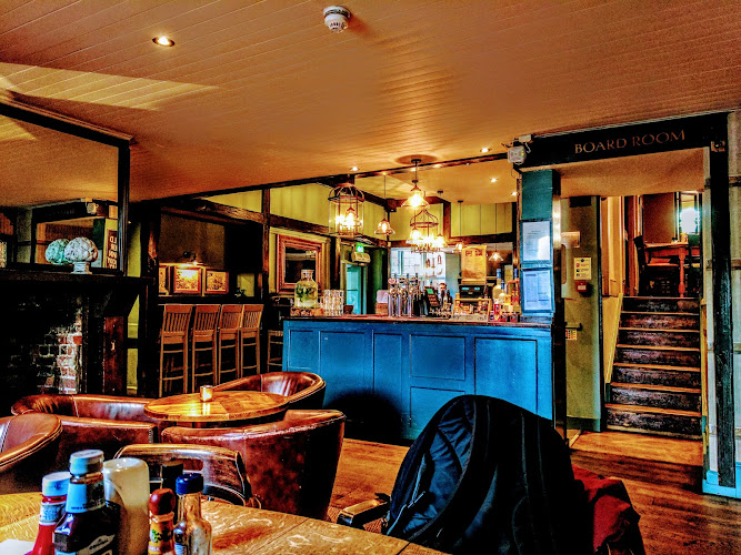 Leather Bottle — Tooting