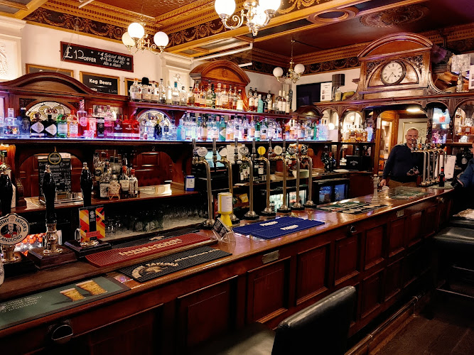Leslie's Bar — Edinburgh