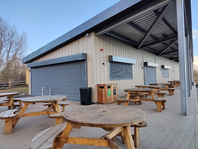 Leybourne Lakes Country Park Cafe