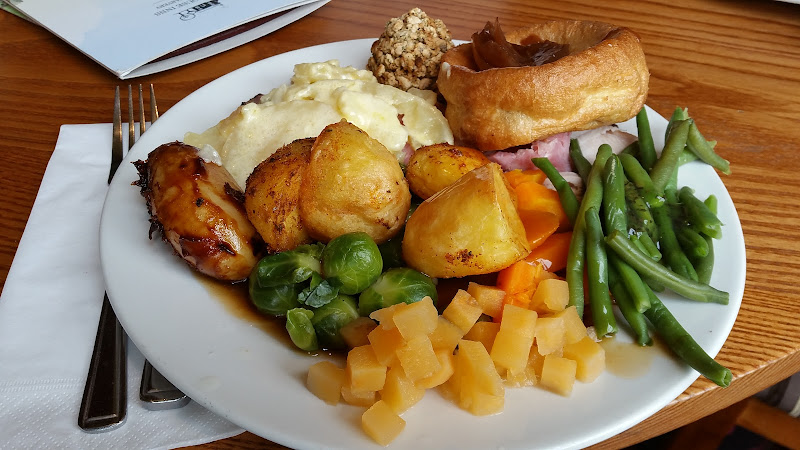 Linwood Farm - Farmhouse Inns
