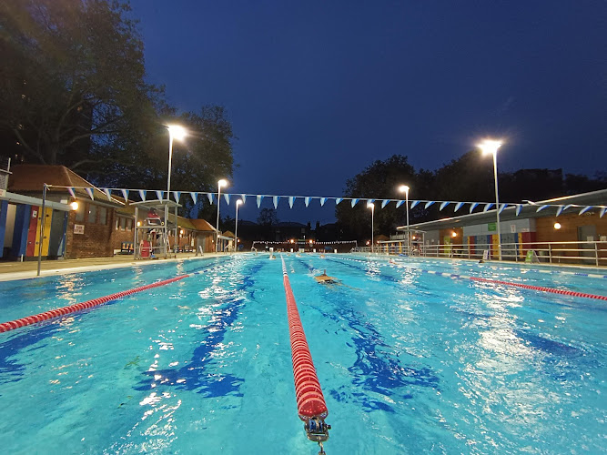 London Fields Lido — London