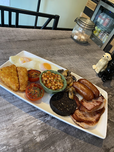Lucky's cafe — Battle