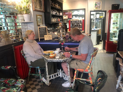 Madhatters Tea Room
