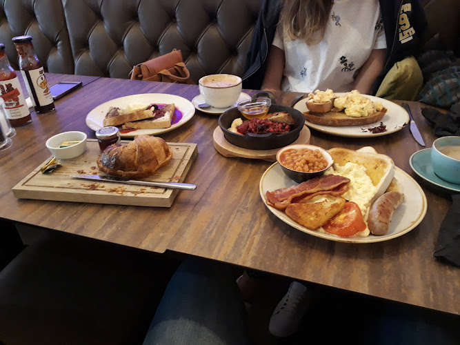 Mango's cafe & bar