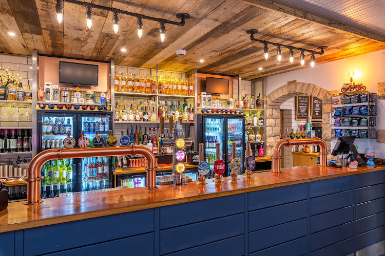 Martin's Bar & Restaurant