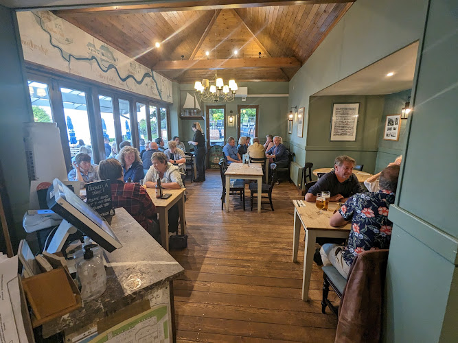 Maybush Inn