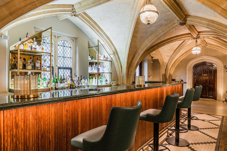 MCR Restaurant and Bar — London