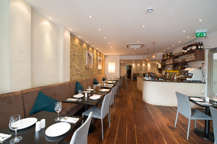Mezzet Restaurant — East Molesey