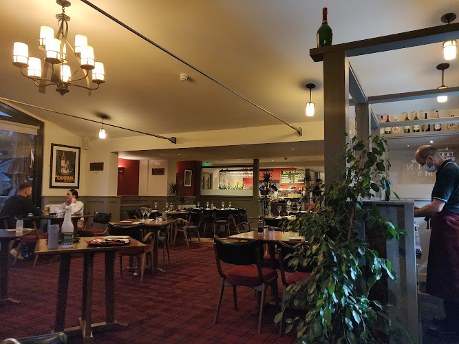 Miskin Arms