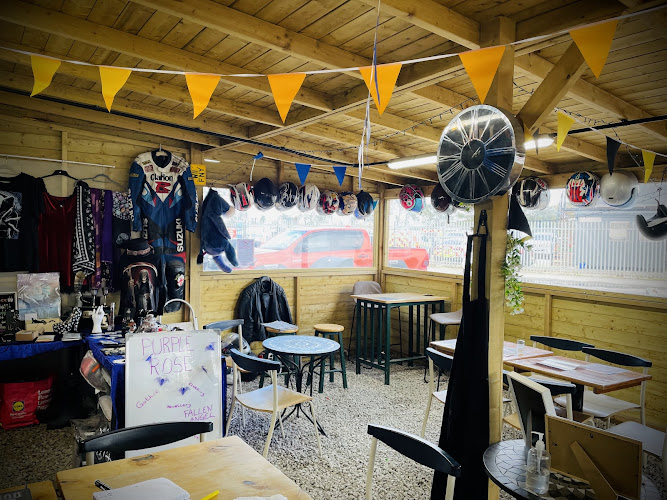 Monkey pot cafe — Selby