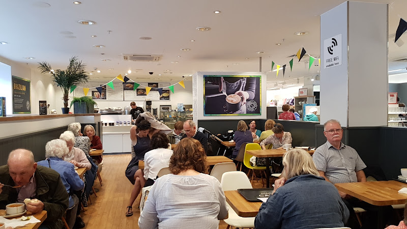 M&S Café