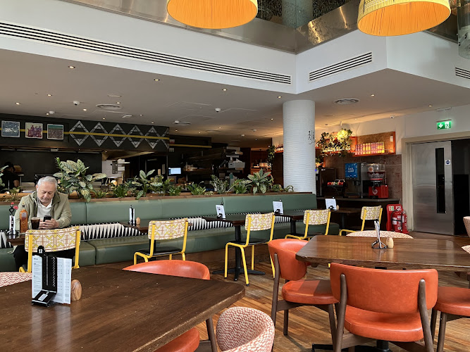 Nando's Belfast - Bedford Street