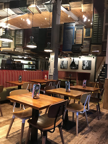 Nando's Glasgow - Sauchiehall Street — Glasgow