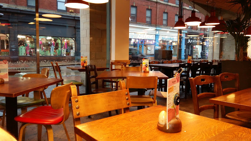 Nando's Sheffield - West Street