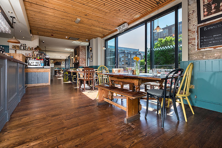 Narrowboat — Islington