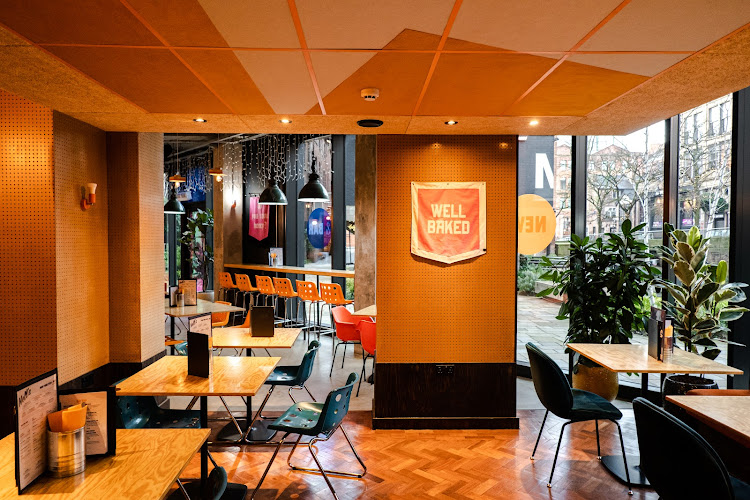Nell's Pizza - Kampus