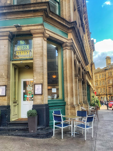 No1 Queen Street Cafe (queens cafe) — Newcastle upon Tyne