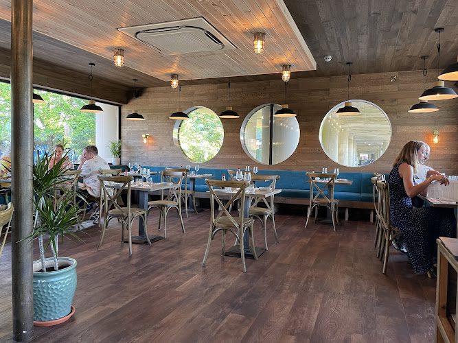 Noah's — Bristol