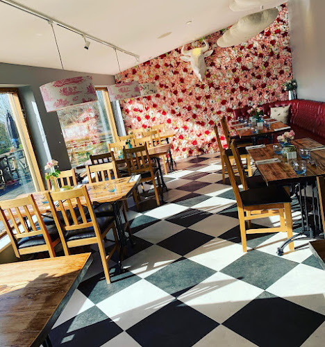 Nomad Larder @ The Pig on the hill
