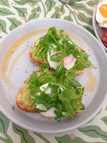 Nourish cafe