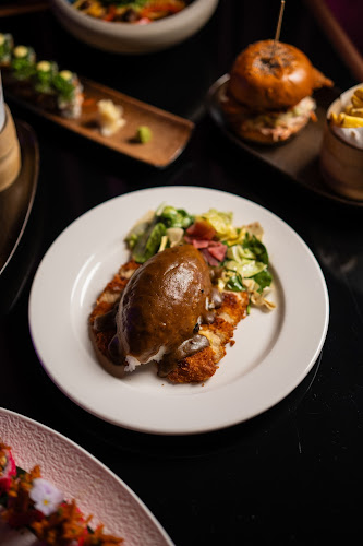 Noya Pan Asian & Shisha Lounge North London — London