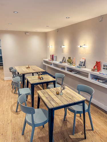 Oak and Smoke Deli