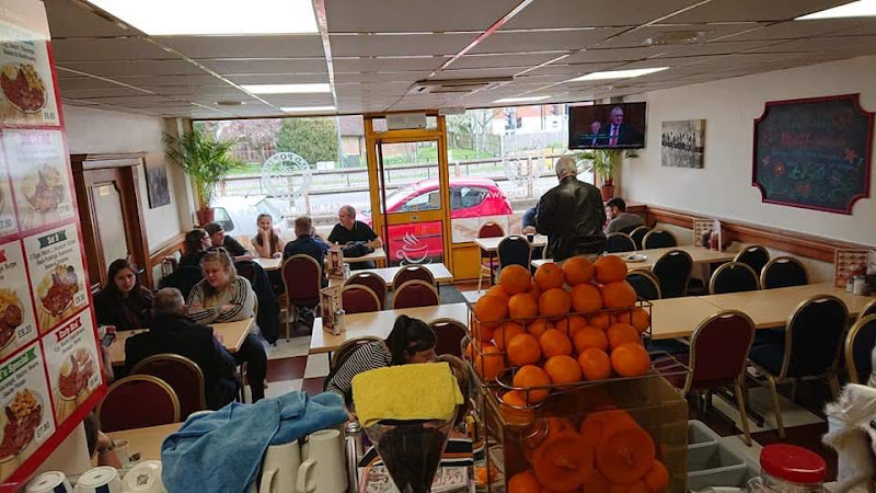 Old Pop Inn Cafe — Redhill