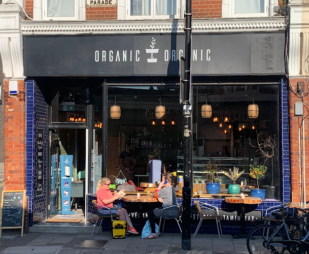 Organic & Organic Cafe