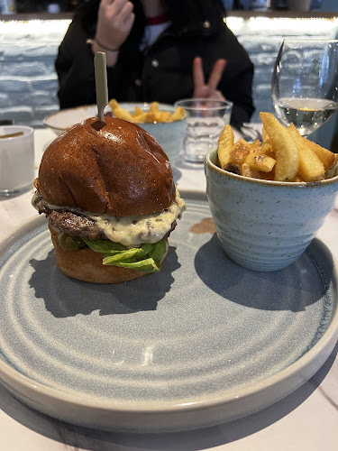 Parkside — Reigate
