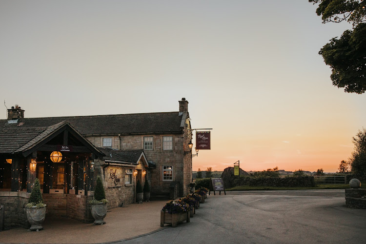 Peak Edge Hotel and Red Lion Restaurant — Chesterfield