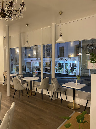 Peony Café