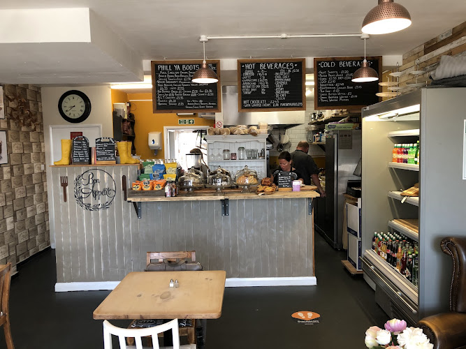 Phill Ya Boots Cafe — York