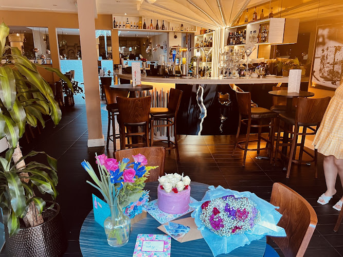 Piano Bar and Restaurant