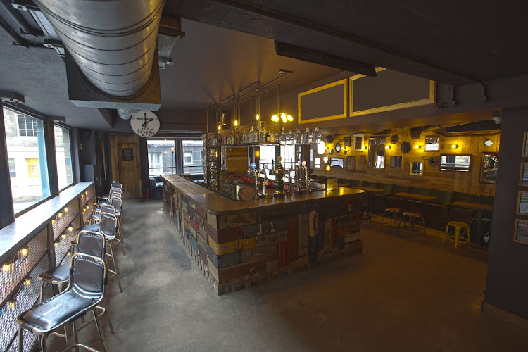 Pilgrim Bar — Edinburgh