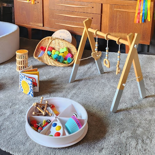 Pint-Sized Playhouse — Forest Gate