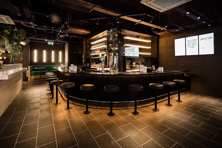 PizzaLuxe Pizza Restaurant Manchester Arndale — Manchester