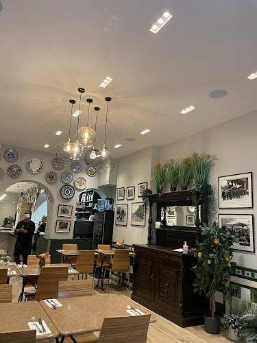 Pizzeria on the Green — London